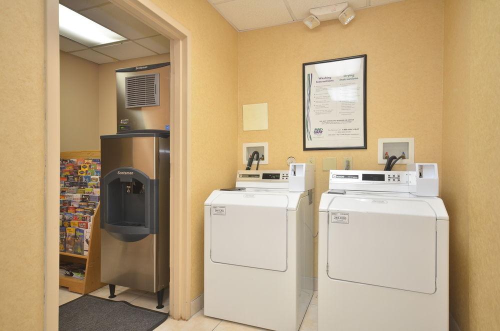 Holiday Inn Express Hotel & Suites Albuquerque Midtown By Ihg Eksteriør bilde
