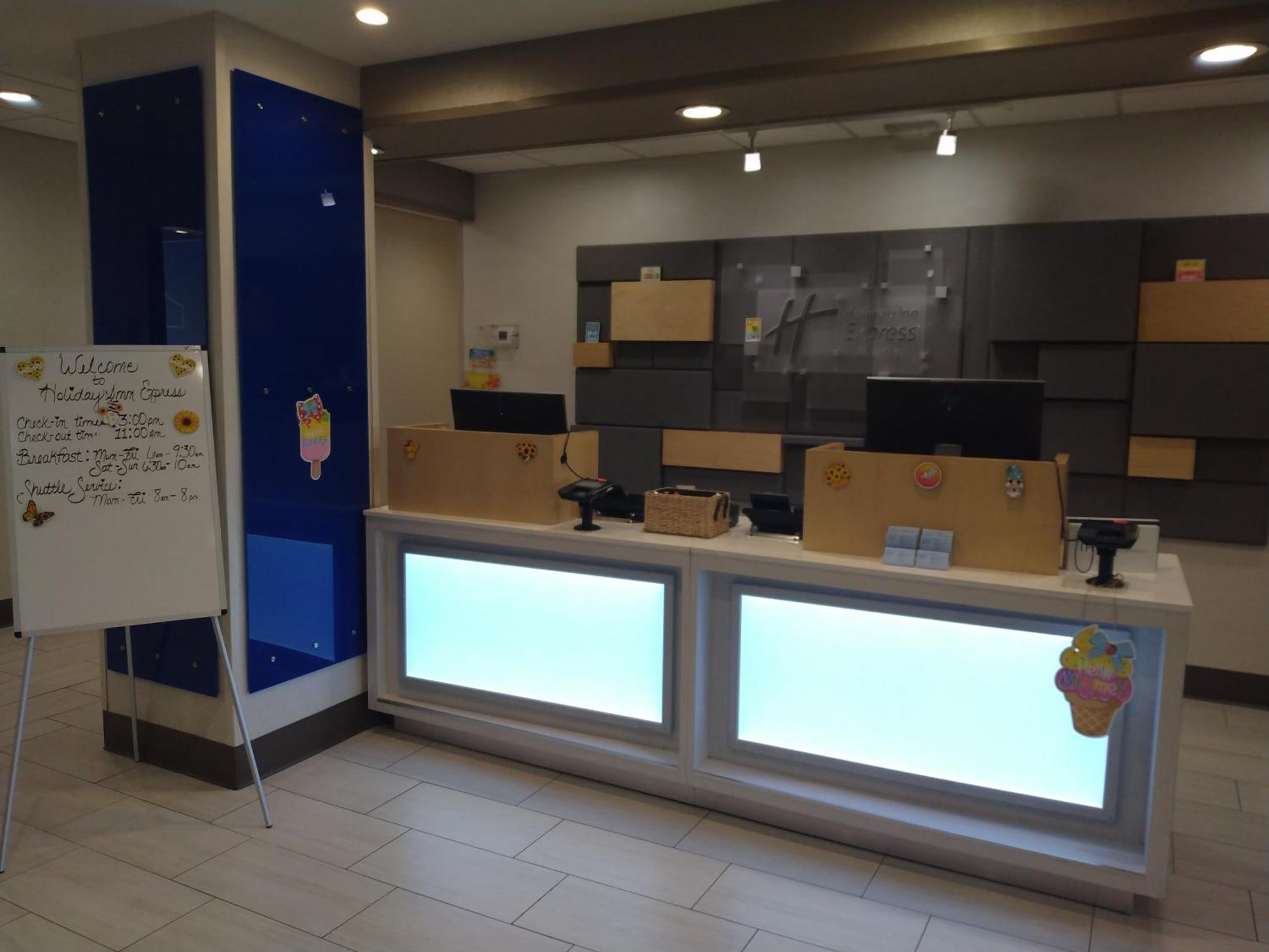 Holiday Inn Express Hotel & Suites Albuquerque Midtown By Ihg Eksteriør bilde